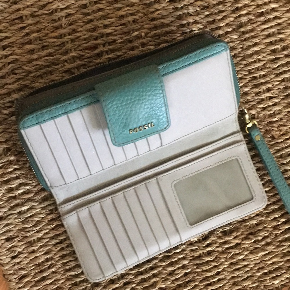 Fossil Wallet - Picture 4 of 6